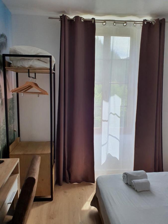 Ma Petite Auberge Castellane Bagian luar foto