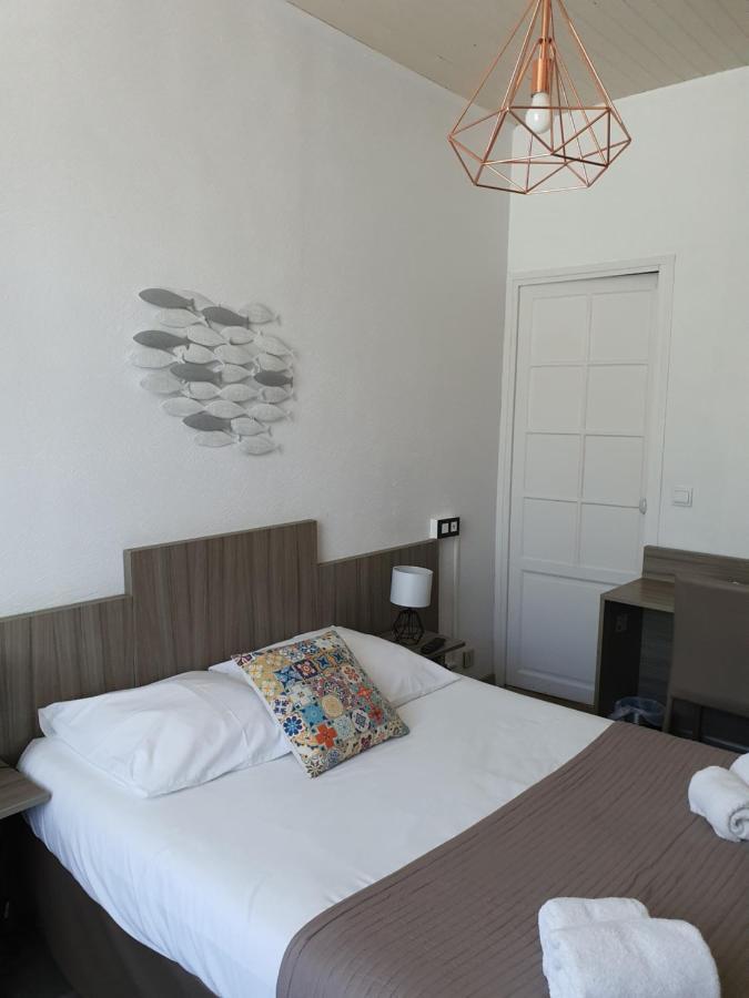 Ma Petite Auberge Castellane Bagian luar foto