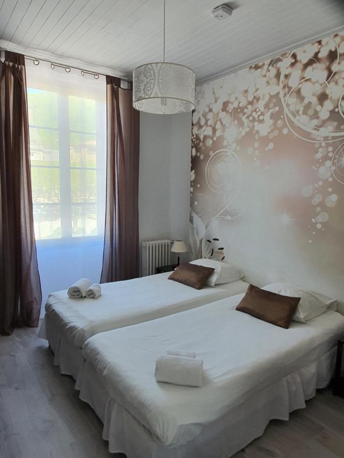 Ma Petite Auberge Castellane Bagian luar foto
